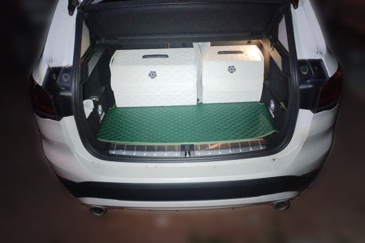 Used BMW X1 2020 sDrive25Li Leading Model Trunk