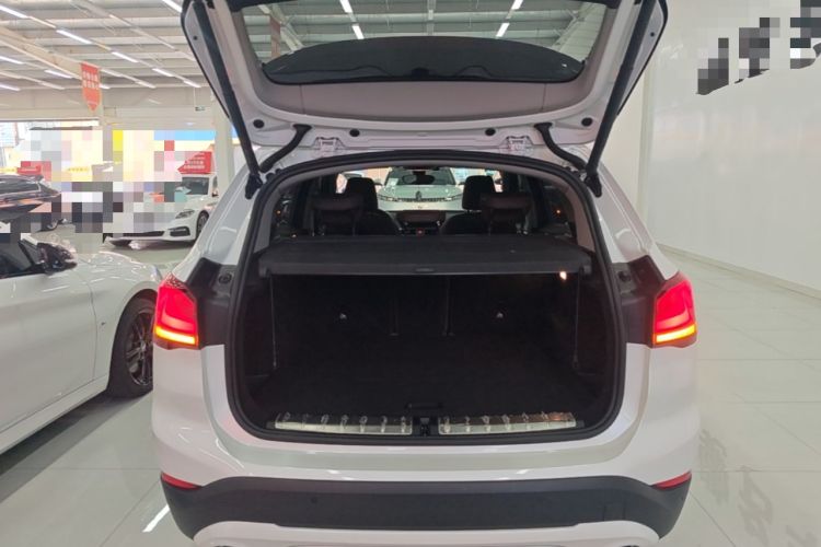 Used BMW X1 2020 xDrive25Li Luxury Edition Trunk