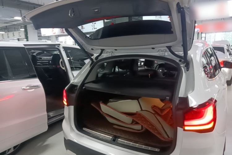 Used BMW X1 2020 sDrive20Li Premium Edition Trunk