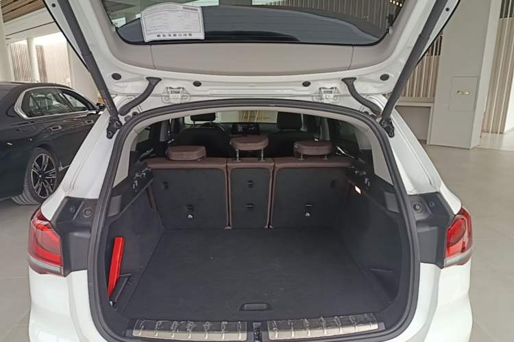 Used BMW X1 2020 xDrive25Li Luxury Edition Trunk