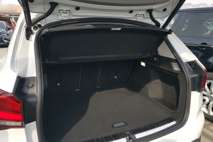 Used BMW X1 2020 xDrive25Li Luxury Edition Trunk