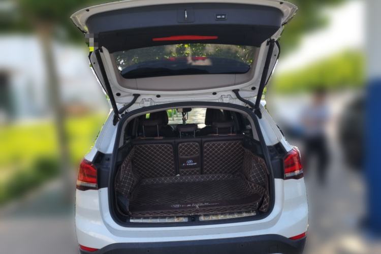 Used BMW X1 2020 sDrive25Li Leading Model Trunk