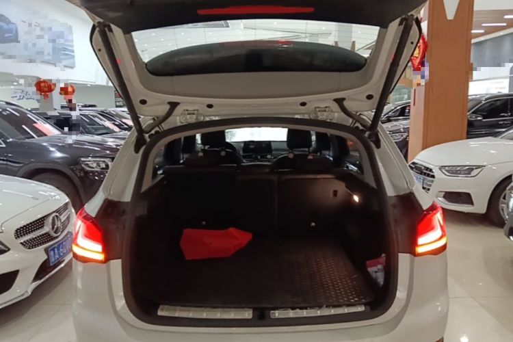 Used BMW X1 2020 sDrive20Li Premium Edition Trunk