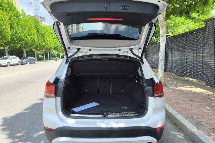 Used BMW X1 2020 sDrive20Li Fashion Model Trunk