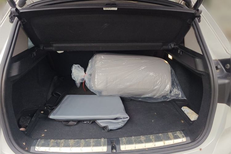 Used BMW X1 2020 sDrive25Li Leading Model Trunk