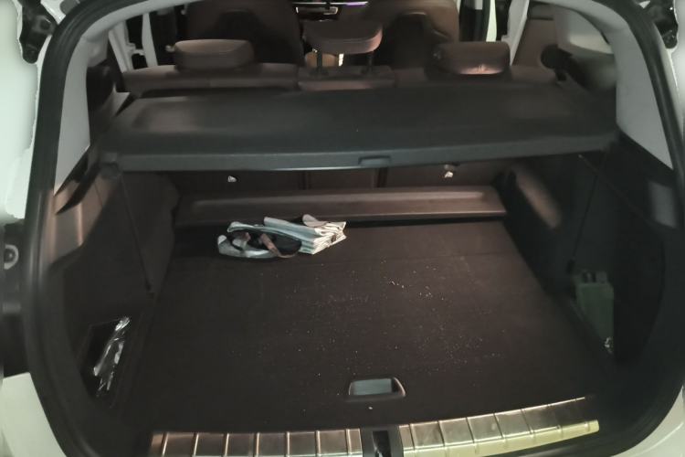 Used BMW X1 2020 xDrive25Li Luxury Edition Trunk