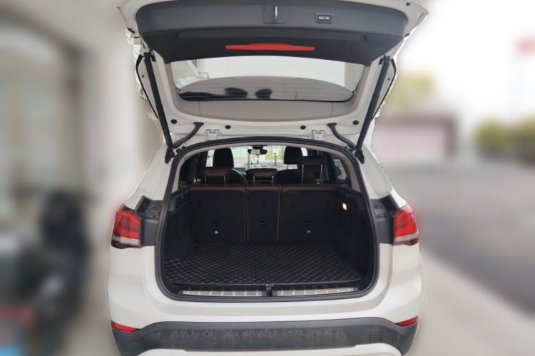 Used BMW X1 2020 sDrive25Li Leading Model Trunk