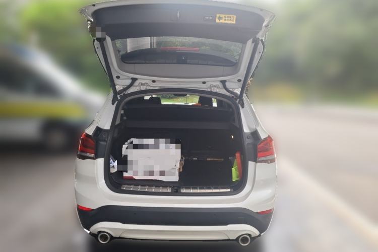 Used BMW X1 2020 sDrive25Li Leading Model Trunk