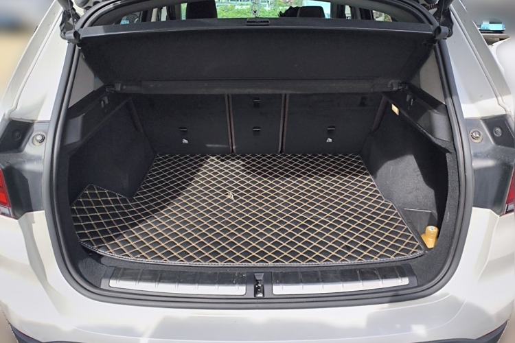 Used BMW X1 2020 xDrive25Li Luxury Edition Trunk