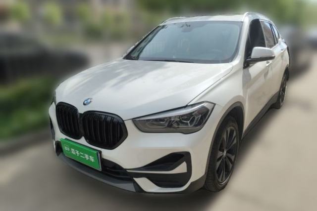 Ojetý BMW X1 2020 sDrive20Li Fashion Model