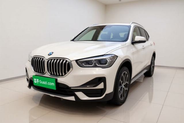 Ojetý BMW X1 2020 sDrive20Li Premium Edition