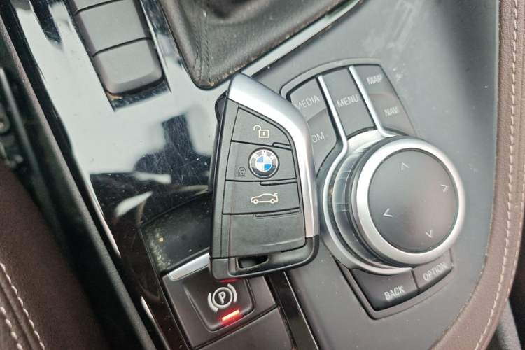Used BMW X1 2020 sDrive20Li Premium Edition Vehicle Key