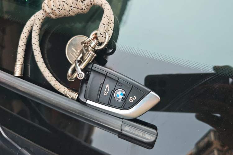 Used BMW X1 2020 sDrive25Li Leading Model Vehicle Key
