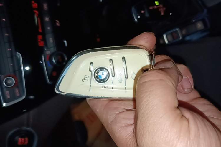 Used BMW X1 2020 xDrive25Li Luxury Edition Vehicle Key