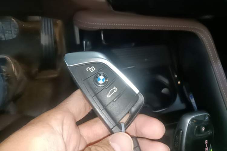 Used BMW X1 2020 xDrive25Li Luxury Edition Vehicle Key