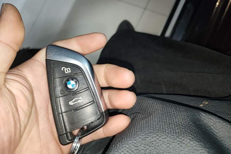 Used BMW X1 2020 sDrive20Li Premium Edition Vehicle Key