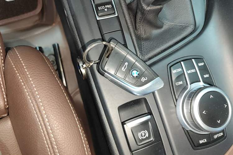Used BMW X1 2020 sDrive25Li Leading Model Vehicle Key