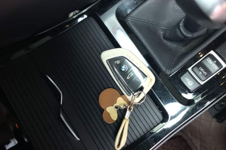 Used BMW X1 2020 xDrive25Li Luxury Edition Vehicle Key