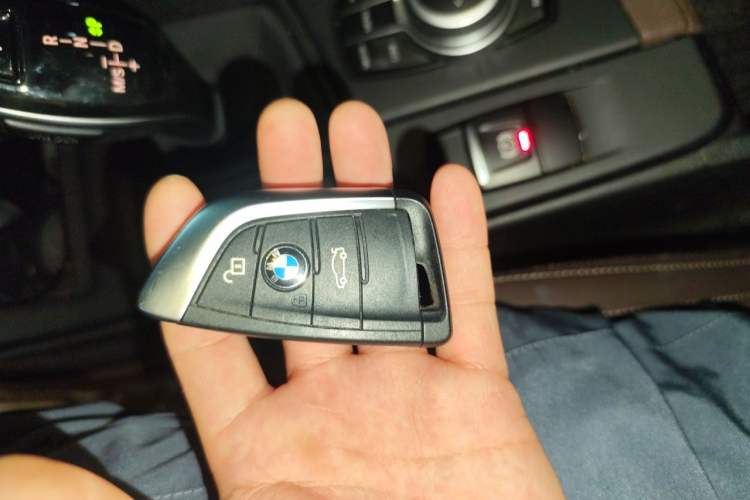 Used BMW X1 2020 sDrive25Li Leading Model Vehicle Key