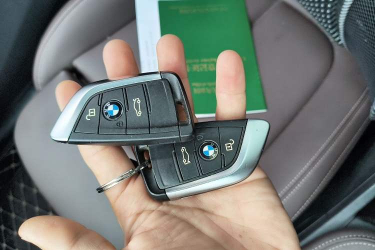 Used BMW X1 2020 sDrive20Li Premium Edition Vehicle Key