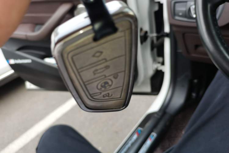 Used BMW X1 2020 sDrive20Li Premium Edition Vehicle Key