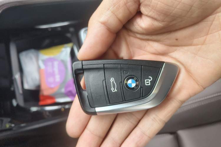 Used BMW X1 2020 sDrive20Li Premium Edition Vehicle Key