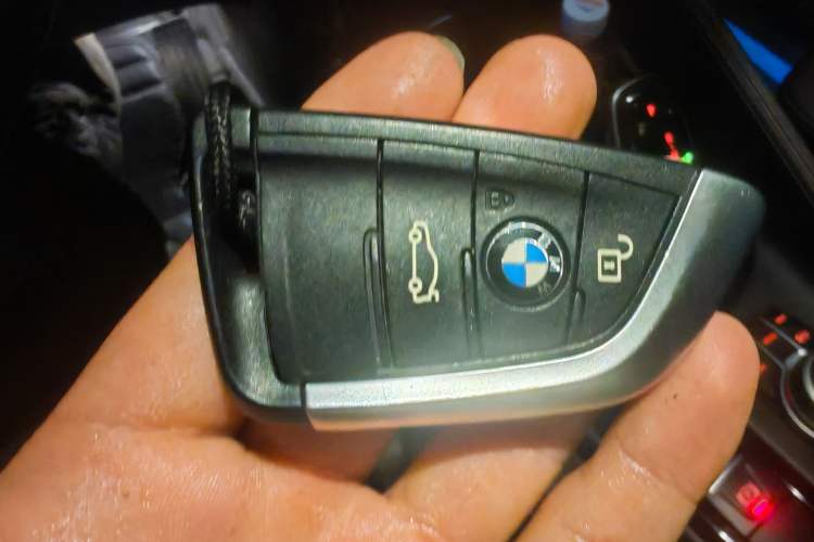 Used BMW X1 2020 xDrive25Li Luxury Edition Vehicle Key