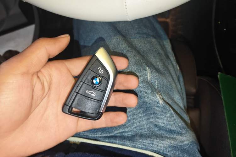Used BMW X1 2020 sDrive20Li Premium Edition Vehicle Key