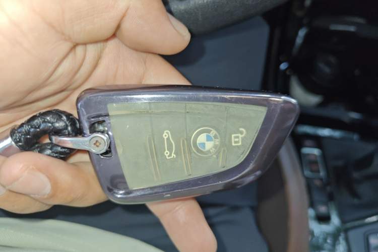 Used BMW X1 2020 xDrive25Li Luxury Edition Vehicle Key