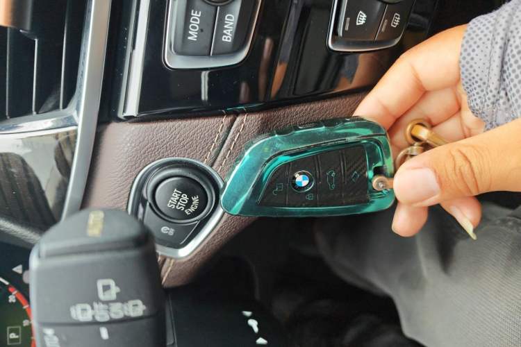 Used BMW X1 2020 xDrive25Li Luxury Edition Vehicle Key
