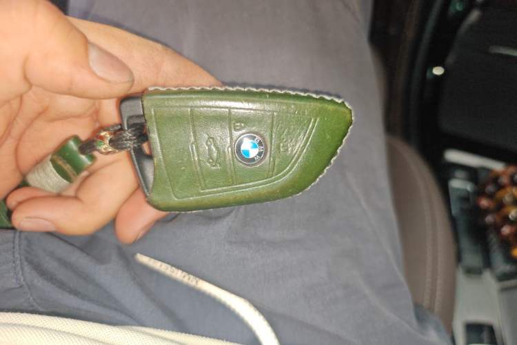 Used BMW X1 2020 sDrive20Li Premium Edition Vehicle Key