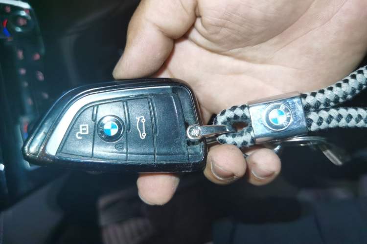 Used BMW X1 2020 xDrive25Li Luxury Edition Vehicle Key