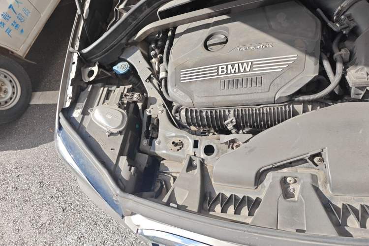 Used BMW X1 2020 xDrive25Li Luxury Edition Engine Bay Right