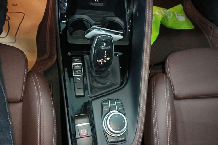 Used BMW X1 2020 sDrive20Li Premium Edition Gear Lever