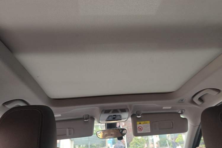 Used BMW X1 2020 xDrive25Li Luxury Edition Headliner