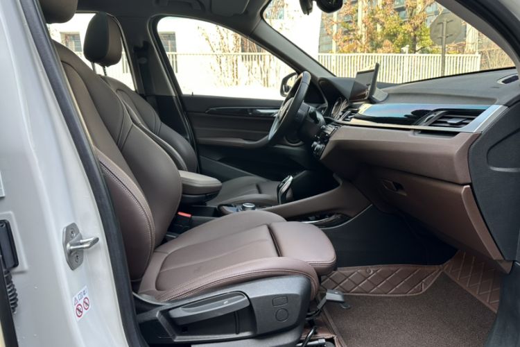 Used BMW X1 2020 sDrive20Li Premium Edition Interior 2
