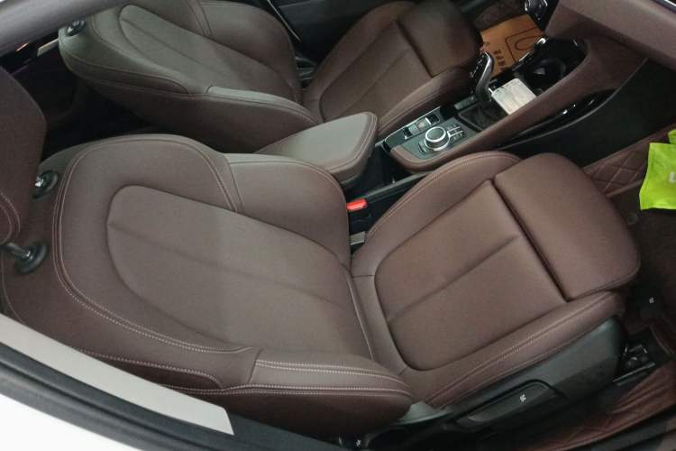 Used BMW X1 2020 sDrive20Li Premium Edition Right Front Seat