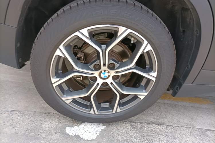 Used BMW X1 2021 Restyled sDrive25Li Leading Edition Exterior 5