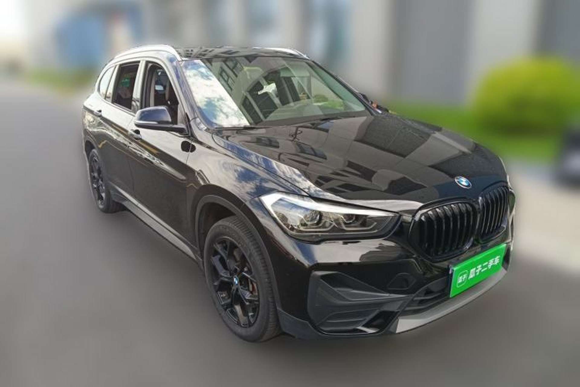 Used BMW X1 2021 sDrive25Li Leading Model Front Right 45 Deg