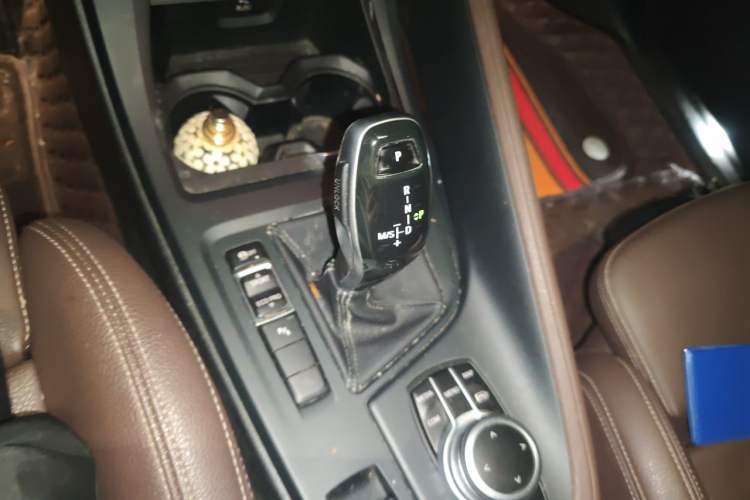 Used BMW X1 2021 sDrive25Li Leading Model Gear Lever