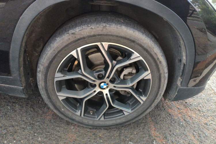 Used BMW X1 2021 sDrive25Li Leading Model Right Front Wheel Hub