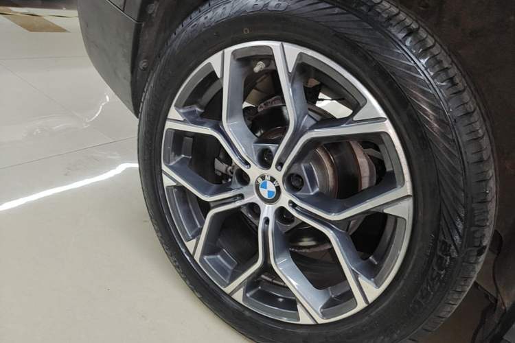 Used BMW X1 2021 sDrive25Li Leading Model Right Rear Wheel Hub