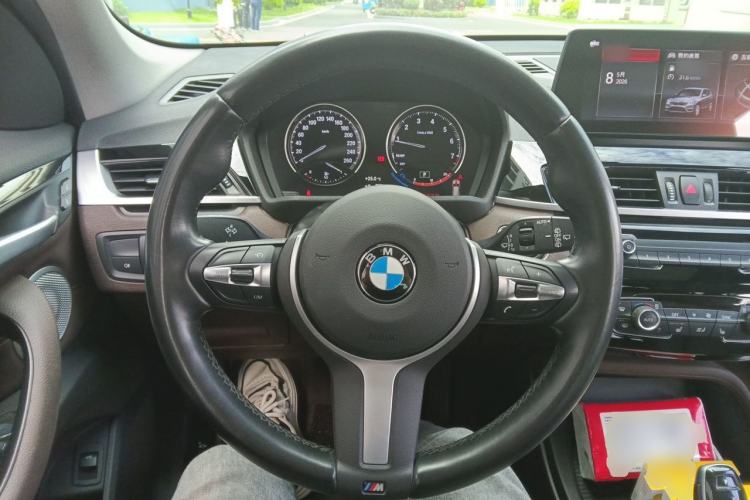 Used BMW X1 2021 sDrive25Li Leading Model Steering Wheel