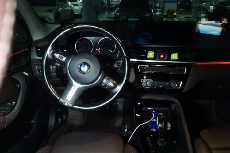 Used BMW X1 2021 sDrive20Li Premium Edition Steering Wheel