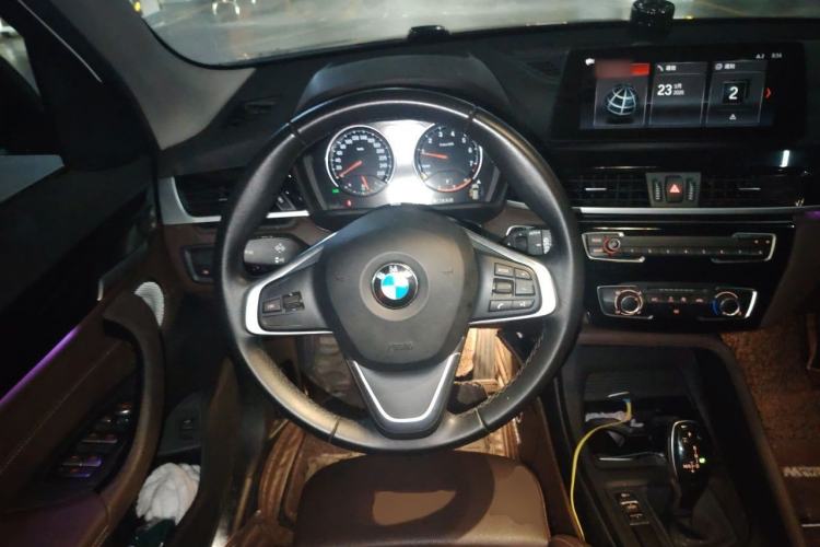 Used BMW X1 2021 sDrive20Li Fashion Model Steering Wheel