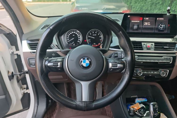 Used BMW X1 2021 Restyled sDrive25Li Leading Edition Steering Wheel