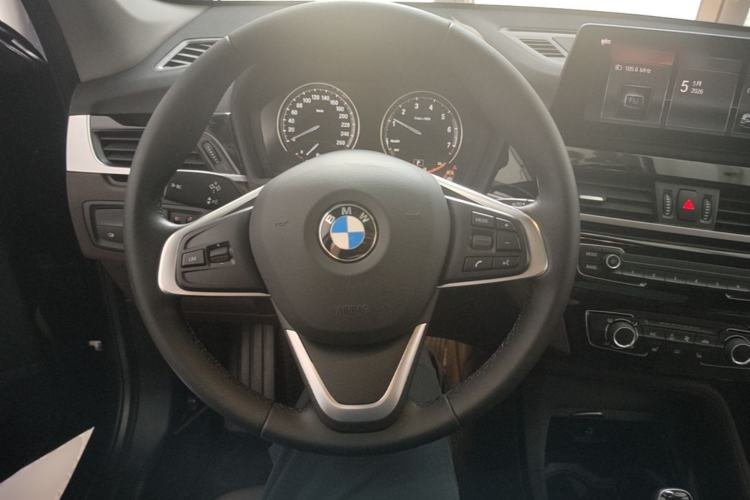 Used BMW X1 2021 sDrive20Li Fashion Model Steering Wheel
