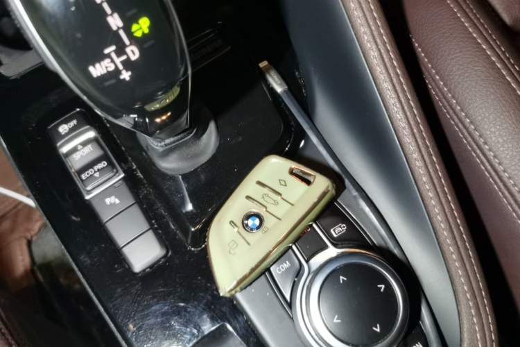 Used BMW X1 2021 sDrive20Li Premium Edition Vehicle Key