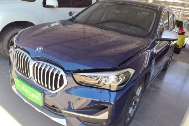 Ojetý BMW X1 2021 sDrive20Li Premium Edition