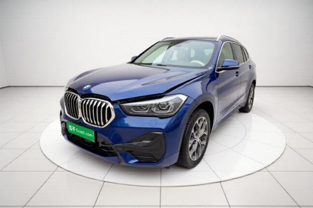 BMW X1 2021 sDrive25Li Leading Model usado
